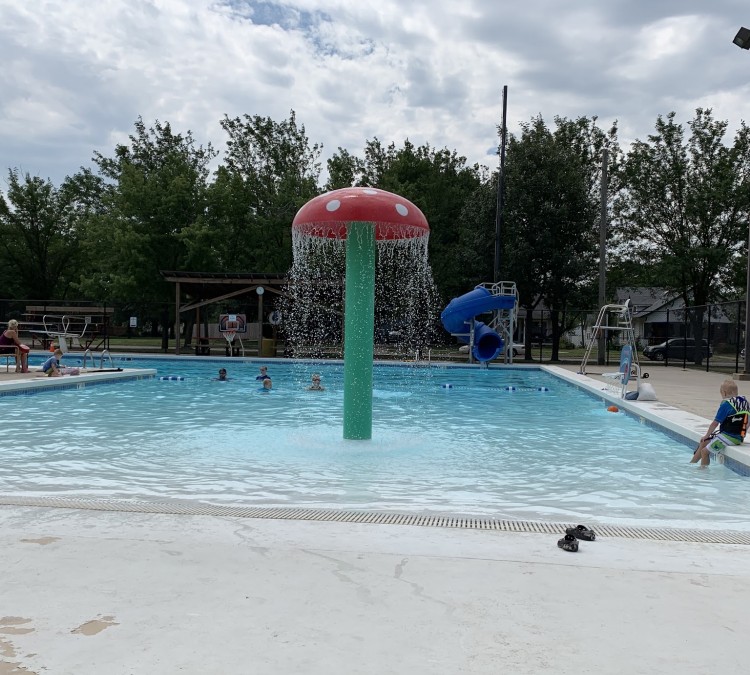 sedgwick-community-pool-photo